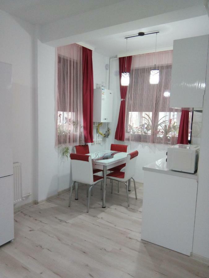 Apartament One Kazeboo Năvodari Eksteriør billede