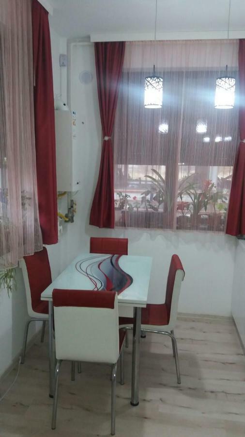 Apartament One Kazeboo Năvodari Eksteriør billede